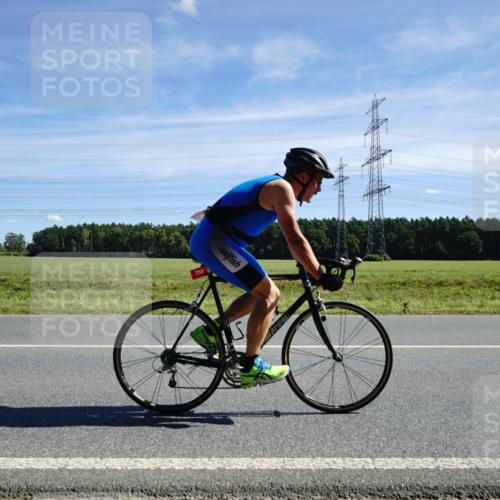 07.09.2025 - 19. Norderstedt Triathlon Michael Burmester http://msf.ph/oto/8843993 07.09.2025 12:42:45 Radfahren 157, 713, 750, 1328 meine-sportfotos.de