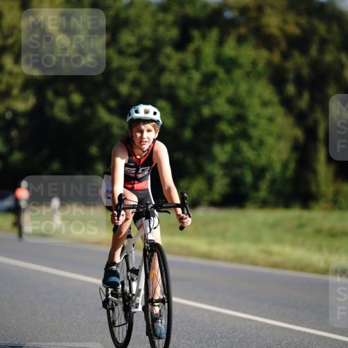 07.09.2025 - 19. Norderstedt Triathlon Michael Burmester http://msf.ph/oto/8844000 07.09.2025 09:41:23 Radfahren 555, 615, 622 meine-sportfotos.de