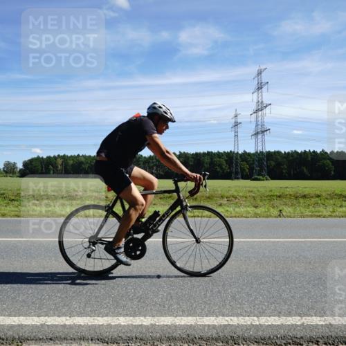 07.09.2025 - 19. Norderstedt Triathlon Michael Burmester http://msf.ph/oto/8844009 07.09.2025 12:42:54 Radfahren 141, 265 meine-sportfotos.de