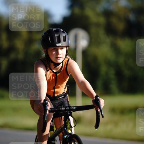 07.09.2025 - 19. Norderstedt Triathlon Michael Burmester http://msf.ph/oto/8844013 07.09.2025 09:41:46 Radfahren 608, 621 meine-sportfotos.de