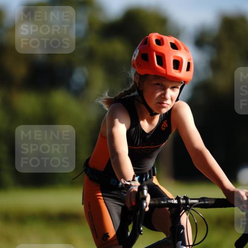 07.09.2025 - 19. Norderstedt Triathlon Michael Burmester http://msf.ph/oto/8844142 07.09.2025 09:44:38 Radfahren 626 meine-sportfotos.de