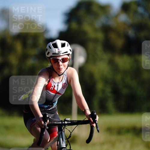 07.09.2025 - 19. Norderstedt Triathlon Michael Burmester http://msf.ph/oto/8844148 07.09.2025 09:44:58 Radfahren 628 meine-sportfotos.de