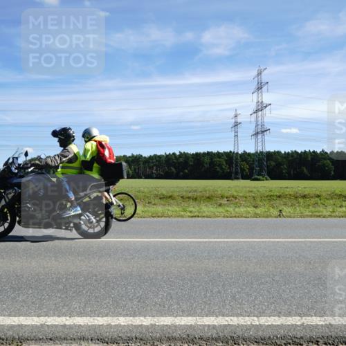 07.09.2025 - 19. Norderstedt Triathlon Michael Burmester http://msf.ph/oto/8844149 07.09.2025 12:44:01 Radfahren  meine-sportfotos.de