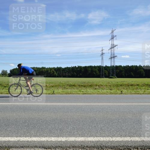 07.09.2025 - 19. Norderstedt Triathlon Michael Burmester http://msf.ph/oto/8844158 07.09.2025 12:44:05 Radfahren  meine-sportfotos.de