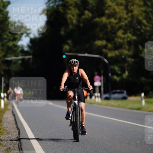 07.09.2025 - 19. Norderstedt Triathlon Michael Burmester http://msf.ph/oto/8844357 07.09.2025 10:29:17 Radfahren 1114 meine-sportfotos.de
