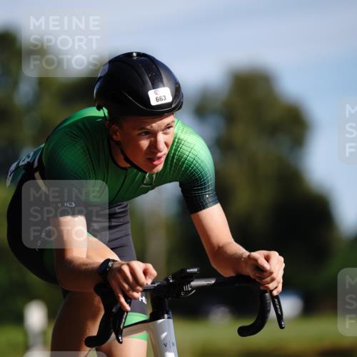 07.09.2025 - 19. Norderstedt Triathlon Michael Burmester http://msf.ph/oto/8844516 07.09.2025 10:36:59 Radfahren 663 meine-sportfotos.de