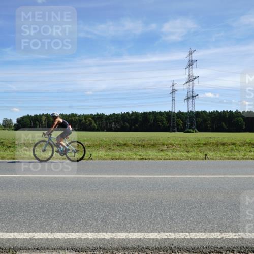 07.09.2025 - 19. Norderstedt Triathlon Michael Burmester http://msf.ph/oto/8844532 07.09.2025 12:44:56 Radfahren 167, 820 meine-sportfotos.de