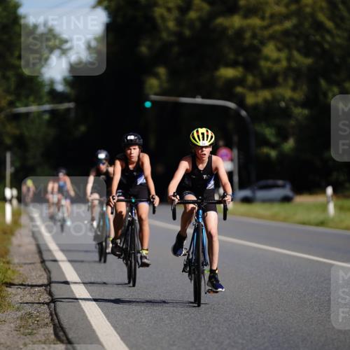 07.09.2025 - 19. Norderstedt Triathlon Michael Burmester http://msf.ph/oto/8844845 07.09.2025 10:40:57 Radfahren 114, 668, 669 meine-sportfotos.de