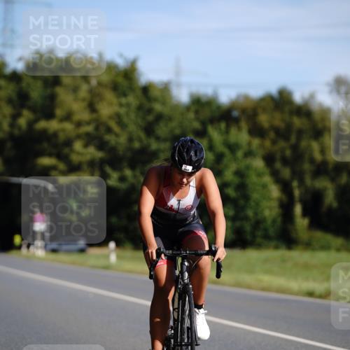 07.09.2025 - 19. Norderstedt Triathlon Michael Burmester http://msf.ph/oto/8845265 07.09.2025 10:45:59 Radfahren 660 meine-sportfotos.de