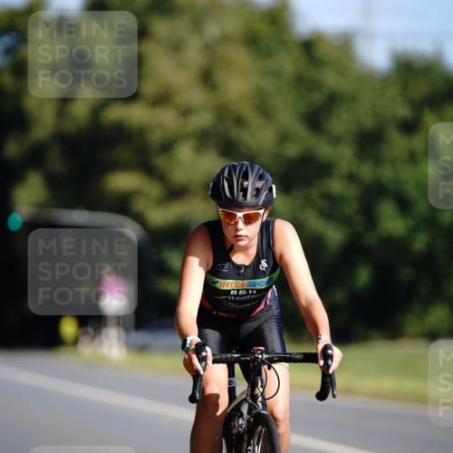 07.09.2025 - 19. Norderstedt Triathlon Michael Burmester http://msf.ph/oto/8845295 07.09.2025 10:47:53 Radfahren 99 meine-sportfotos.de