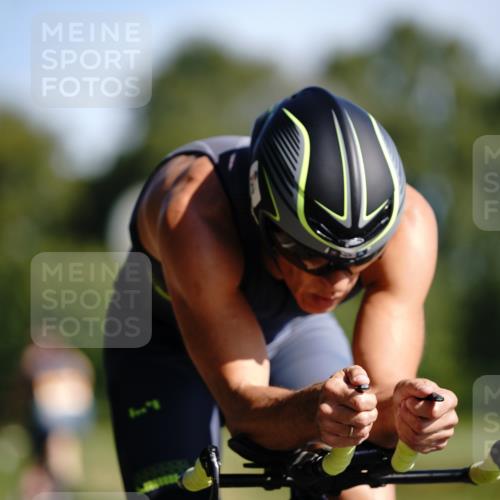 07.09.2025 - 19. Norderstedt Triathlon Michael Burmester http://msf.ph/oto/8845381 07.09.2025 11:03:06 Radfahren 225 meine-sportfotos.de