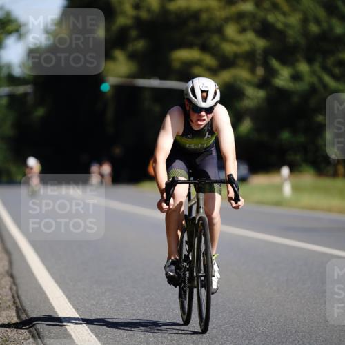 07.09.2025 - 19. Norderstedt Triathlon Michael Burmester http://msf.ph/oto/8845401 07.09.2025 11:03:25 Radfahren 1180 meine-sportfotos.de