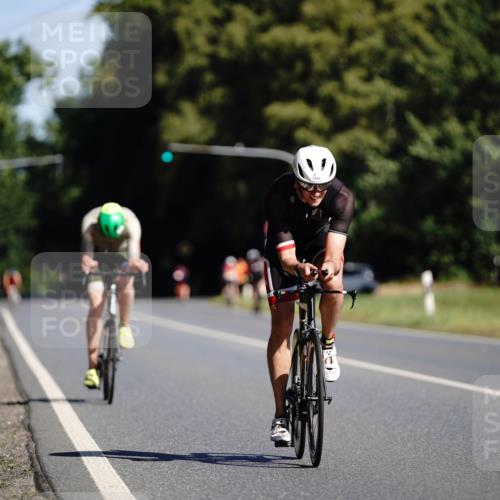 07.09.2025 - 19. Norderstedt Triathlon Michael Burmester http://msf.ph/oto/8845448 07.09.2025 11:03:52 Radfahren 1176, 1188, 1355 meine-sportfotos.de