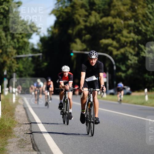 07.09.2025 - 19. Norderstedt Triathlon Michael Burmester http://msf.ph/oto/8845639 07.09.2025 11:06:32 Radfahren 196, 1189, 1198, 1203 meine-sportfotos.de