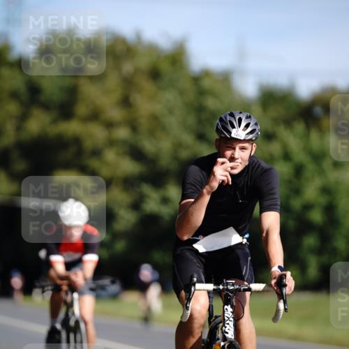 07.09.2025 - 19. Norderstedt Triathlon Michael Burmester http://msf.ph/oto/8845645 07.09.2025 11:06:34 Radfahren 1189, 1202, 1203 meine-sportfotos.de
