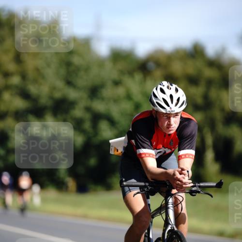07.09.2025 - 19. Norderstedt Triathlon Michael Burmester http://msf.ph/oto/8845653 07.09.2025 11:06:35 Radfahren 1189, 1202, 1203 meine-sportfotos.de