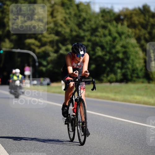 07.09.2025 - 19. Norderstedt Triathlon Michael Burmester http://msf.ph/oto/8845751 07.09.2025 11:08:20 Radfahren 821, 1164, 1170 meine-sportfotos.de
