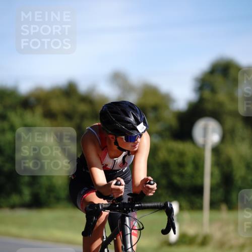 07.09.2025 - 19. Norderstedt Triathlon Michael Burmester http://msf.ph/oto/8845754 07.09.2025 11:08:21 Radfahren 821, 1164, 1170 meine-sportfotos.de