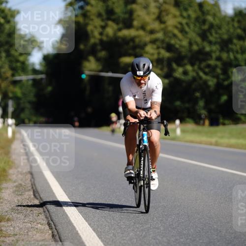07.09.2025 - 19. Norderstedt Triathlon Michael Burmester http://msf.ph/oto/8845813 07.09.2025 11:08:59 Radfahren 284 meine-sportfotos.de