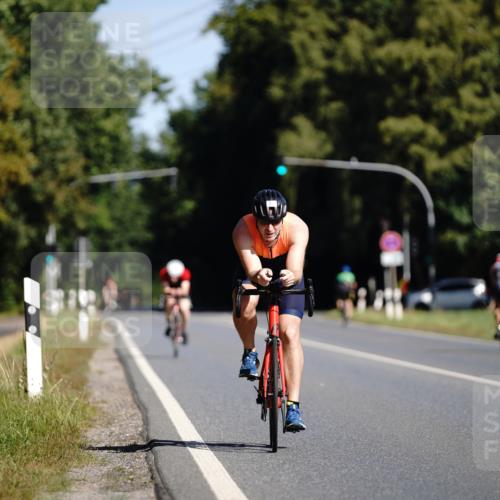 07.09.2025 - 19. Norderstedt Triathlon Michael Burmester http://msf.ph/oto/8845866 07.09.2025 11:10:28 Radfahren 833 meine-sportfotos.de