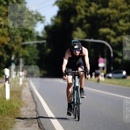 07.09.2025 - 19. Norderstedt Triathlon Michael Burmester http://msf.ph/oto/8845922 07.09.2025 11:11:10 Radfahren 1183, 1200 meine-sportfotos.de