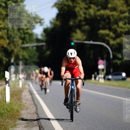 07.09.2025 - 19. Norderstedt Triathlon Michael Burmester http://msf.ph/oto/8845999 07.09.2025 11:12:34 Radfahren 1163 meine-sportfotos.de