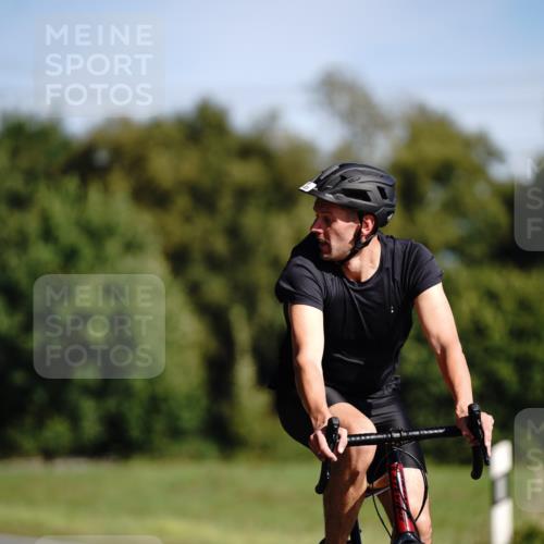 07.09.2025 - 19. Norderstedt Triathlon Michael Burmester http://msf.ph/oto/8846046 07.09.2025 11:12:44 Radfahren 1195, 1206, 1219, 1323 meine-sportfotos.de