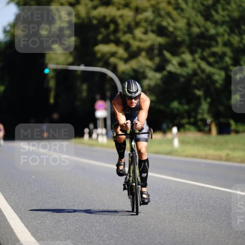 07.09.2025 - 19. Norderstedt Triathlon Michael Burmester http://msf.ph/oto/8846141 07.09.2025 11:13:38 Radfahren 225 meine-sportfotos.de