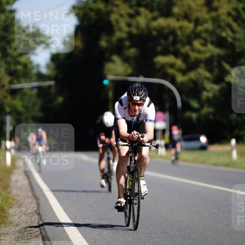 07.09.2025 - 19. Norderstedt Triathlon Michael Burmester http://msf.ph/oto/8846207 07.09.2025 11:14:18 Radfahren 231, 296, 760, 1355 meine-sportfotos.de