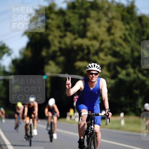 07.09.2025 - 19. Norderstedt Triathlon Michael Burmester http://msf.ph/oto/8846337 07.09.2025 11:15:33 Radfahren 1160, 1168, 1228 meine-sportfotos.de