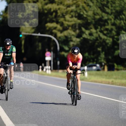 07.09.2025 - 19. Norderstedt Triathlon Michael Burmester http://msf.ph/oto/8846481 07.09.2025 11:17:06 Radfahren 152, 204 meine-sportfotos.de