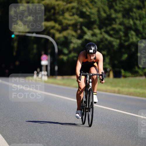07.09.2025 - 19. Norderstedt Triathlon Michael Burmester http://msf.ph/oto/8846579 07.09.2025 11:18:44 Radfahren 1211 meine-sportfotos.de