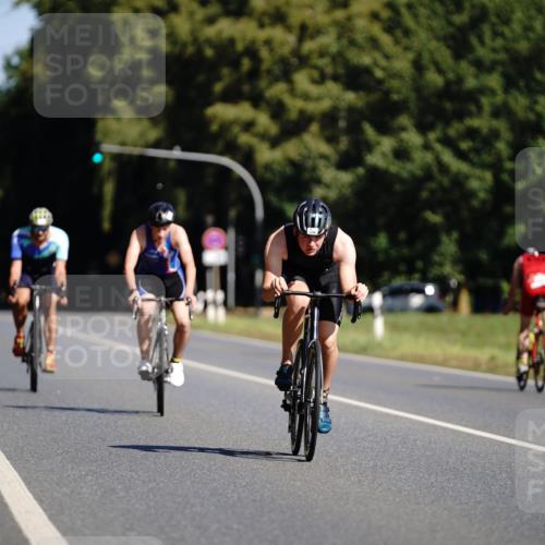 07.09.2025 - 19. Norderstedt Triathlon Michael Burmester http://msf.ph/oto/8846618 07.09.2025 11:18:59 Radfahren 1179, 1208 meine-sportfotos.de