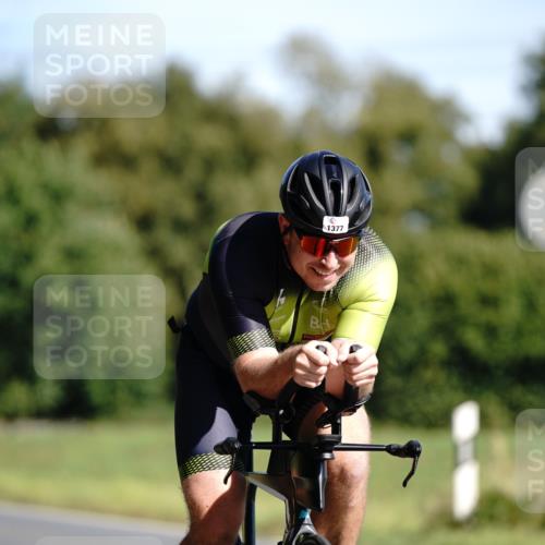 07.09.2025 - 19. Norderstedt Triathlon Michael Burmester http://msf.ph/oto/8846811 07.09.2025 11:22:24 Radfahren 1377 meine-sportfotos.de