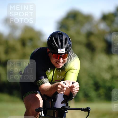 07.09.2025 - 19. Norderstedt Triathlon Michael Burmester http://msf.ph/oto/8846815 07.09.2025 11:22:24 Radfahren 1377 meine-sportfotos.de