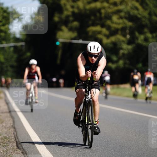 07.09.2025 - 19. Norderstedt Triathlon Michael Burmester http://msf.ph/oto/8846956 07.09.2025 11:24:10 Radfahren 1166, 1194 meine-sportfotos.de