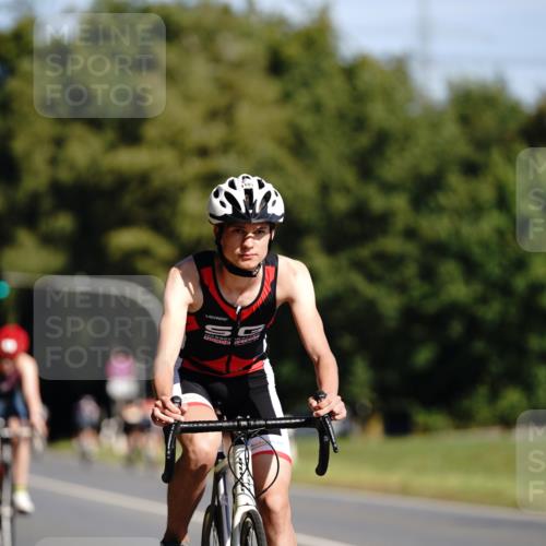 07.09.2025 - 19. Norderstedt Triathlon Michael Burmester http://msf.ph/oto/8846969 07.09.2025 11:24:14 Radfahren 1166, 1182, 1183 meine-sportfotos.de