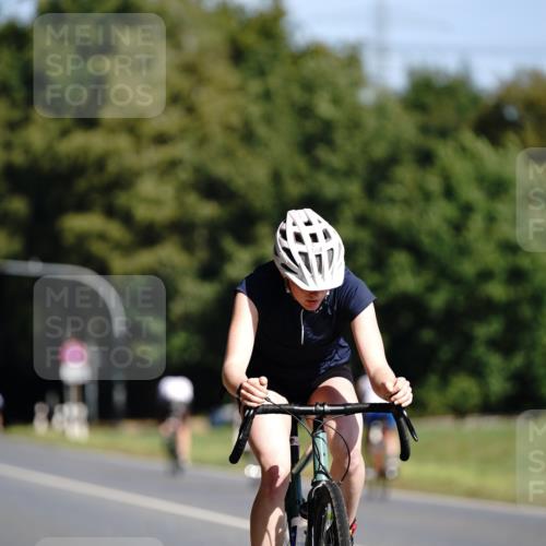 07.09.2025 - 19. Norderstedt Triathlon Michael Burmester http://msf.ph/oto/8847014 07.09.2025 11:24:51 Radfahren 1257 meine-sportfotos.de