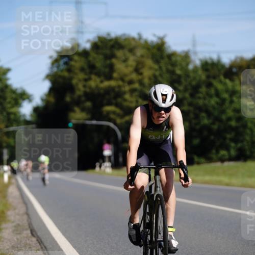 07.09.2025 - 19. Norderstedt Triathlon Michael Burmester http://msf.ph/oto/8847252 07.09.2025 11:26:52 Radfahren 1180, 1188 meine-sportfotos.de