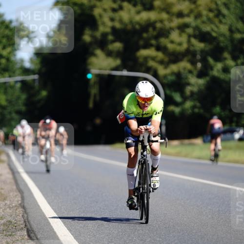 07.09.2025 - 19. Norderstedt Triathlon Michael Burmester http://msf.ph/oto/8847260 07.09.2025 11:26:56 Radfahren 200 meine-sportfotos.de