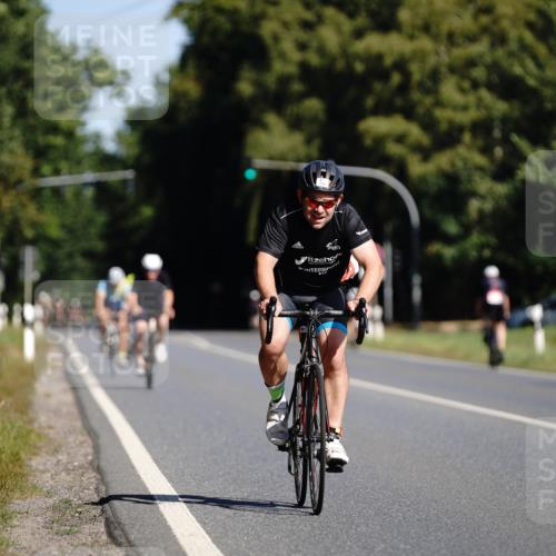 07.09.2025 - 19. Norderstedt Triathlon Michael Burmester http://msf.ph/oto/8847332 07.09.2025 11:27:14 Radfahren 796 meine-sportfotos.de