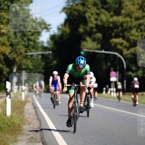 07.09.2025 - 19. Norderstedt Triathlon Michael Burmester http://msf.ph/oto/8847577 07.09.2025 11:29:18 Radfahren 819, 1173 meine-sportfotos.de