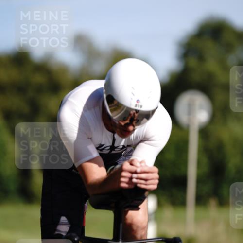 07.09.2025 - 19. Norderstedt Triathlon Michael Burmester http://msf.ph/oto/8847599 07.09.2025 11:29:21 Radfahren 819, 1173, 1228 meine-sportfotos.de