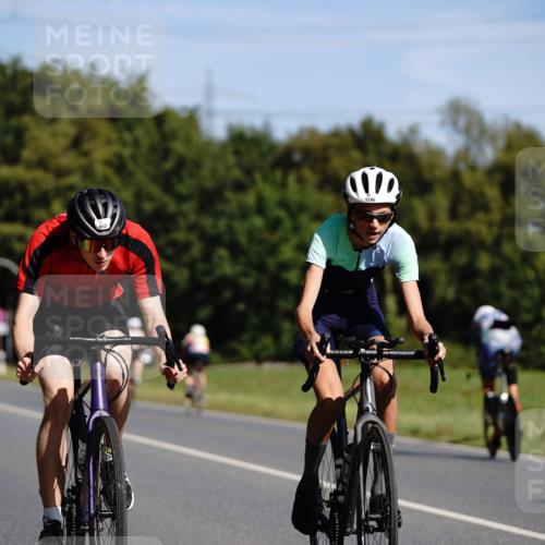 07.09.2025 - 19. Norderstedt Triathlon Michael Burmester http://msf.ph/oto/8847820 07.09.2025 11:31:06 Radfahren 284, 862, 1190, 1208, 1363 meine-sportfotos.de