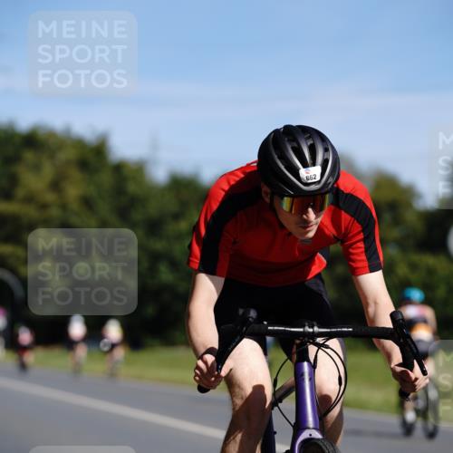 07.09.2025 - 19. Norderstedt Triathlon Michael Burmester http://msf.ph/oto/8847822 07.09.2025 11:31:07 Radfahren 284, 862, 1190, 1208, 1363 meine-sportfotos.de