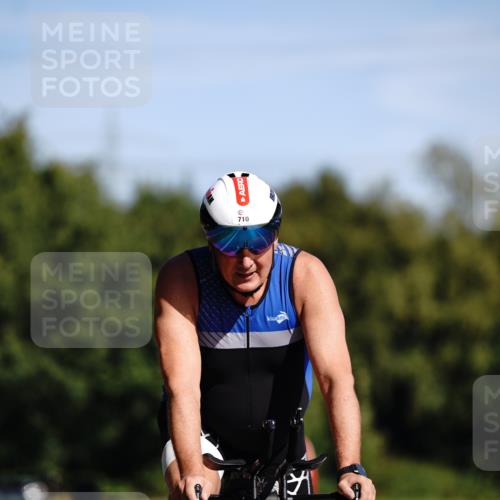 07.09.2025 - 19. Norderstedt Triathlon Michael Burmester http://msf.ph/oto/8847874 07.09.2025 11:31:38 Radfahren 710, 1186 meine-sportfotos.de