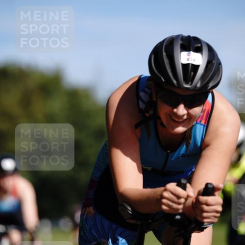 07.09.2025 - 19. Norderstedt Triathlon Michael Burmester http://msf.ph/oto/8847942 07.09.2025 11:32:45 Radfahren 774, 834, 1167, 1181 meine-sportfotos.de