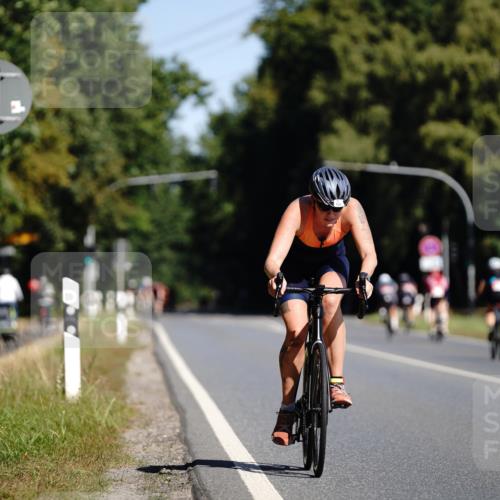 07.09.2025 - 19. Norderstedt Triathlon Michael Burmester http://msf.ph/oto/8848048 07.09.2025 11:33:58 Radfahren 1305 meine-sportfotos.de