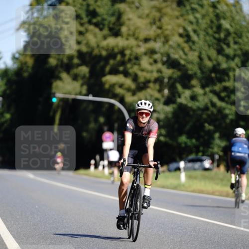 07.09.2025 - 19. Norderstedt Triathlon Michael Burmester http://msf.ph/oto/8848088 07.09.2025 11:34:35 Radfahren 1156 meine-sportfotos.de
