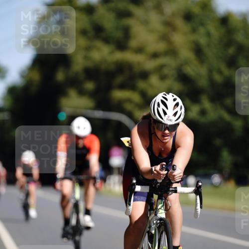 07.09.2025 - 19. Norderstedt Triathlon Michael Burmester http://msf.ph/oto/8848096 07.09.2025 11:34:43 Radfahren 736, 1193 meine-sportfotos.de